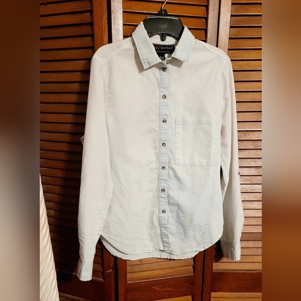 Polly & Esther Light Cream Button-Down Shirt - Picture 2 of 7